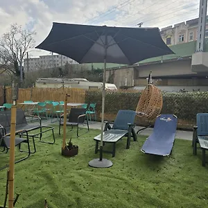 Apartamento Loevly Shared 6br With Garden Near Danube & Millenium, Viena